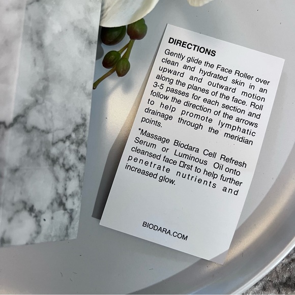 Free People Biodora Jade Message Face Roller Large New - Picture 4 of 4